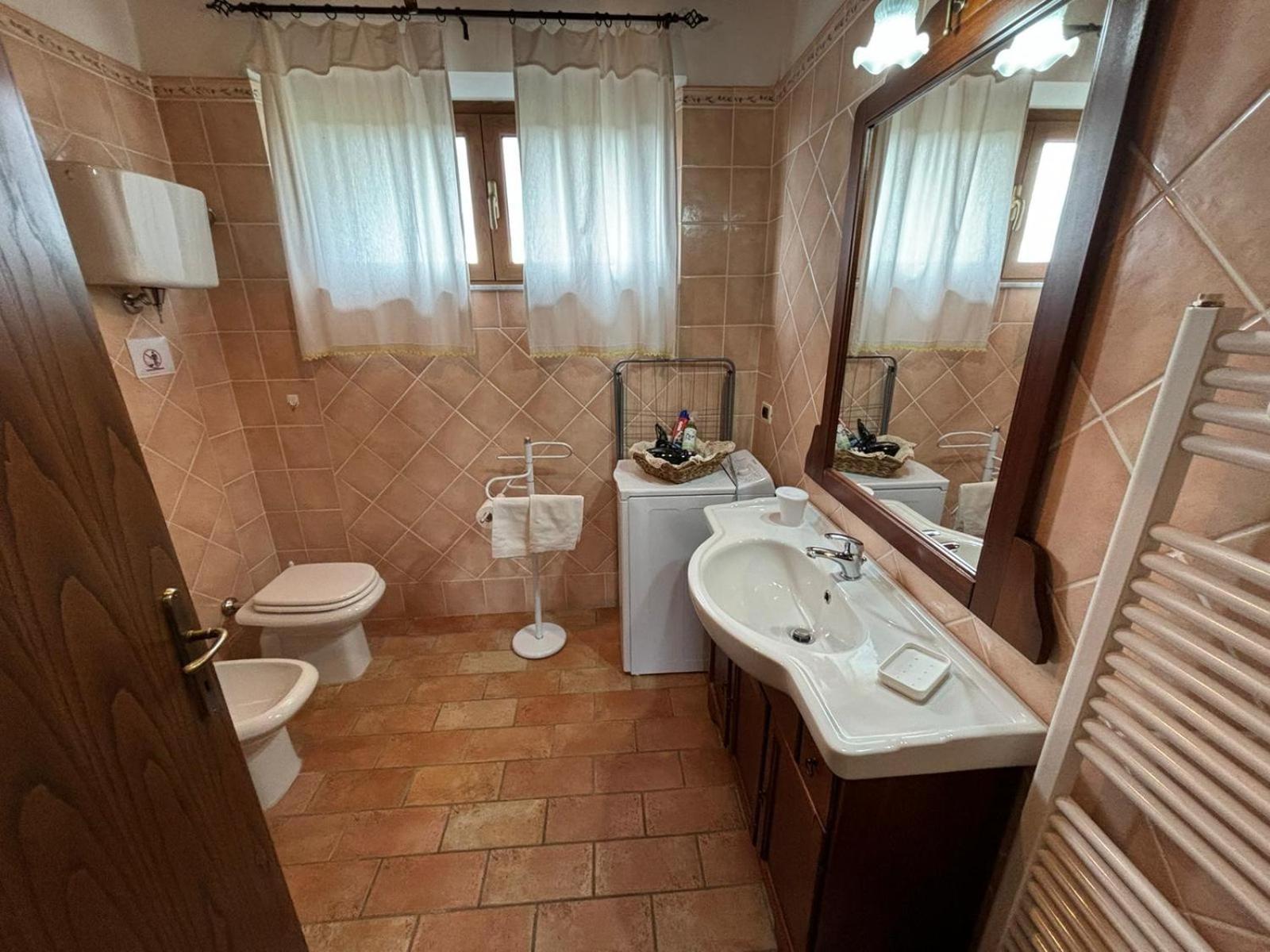 הוילה אבדיאנה די מונטפולצ'אנו Casina Di Pacina מראה חיצוני תמונה